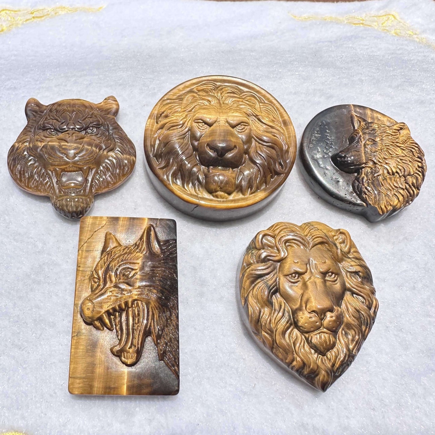 Natural Tiger Eye Animal Carving: Lion, Tiger, Wolf