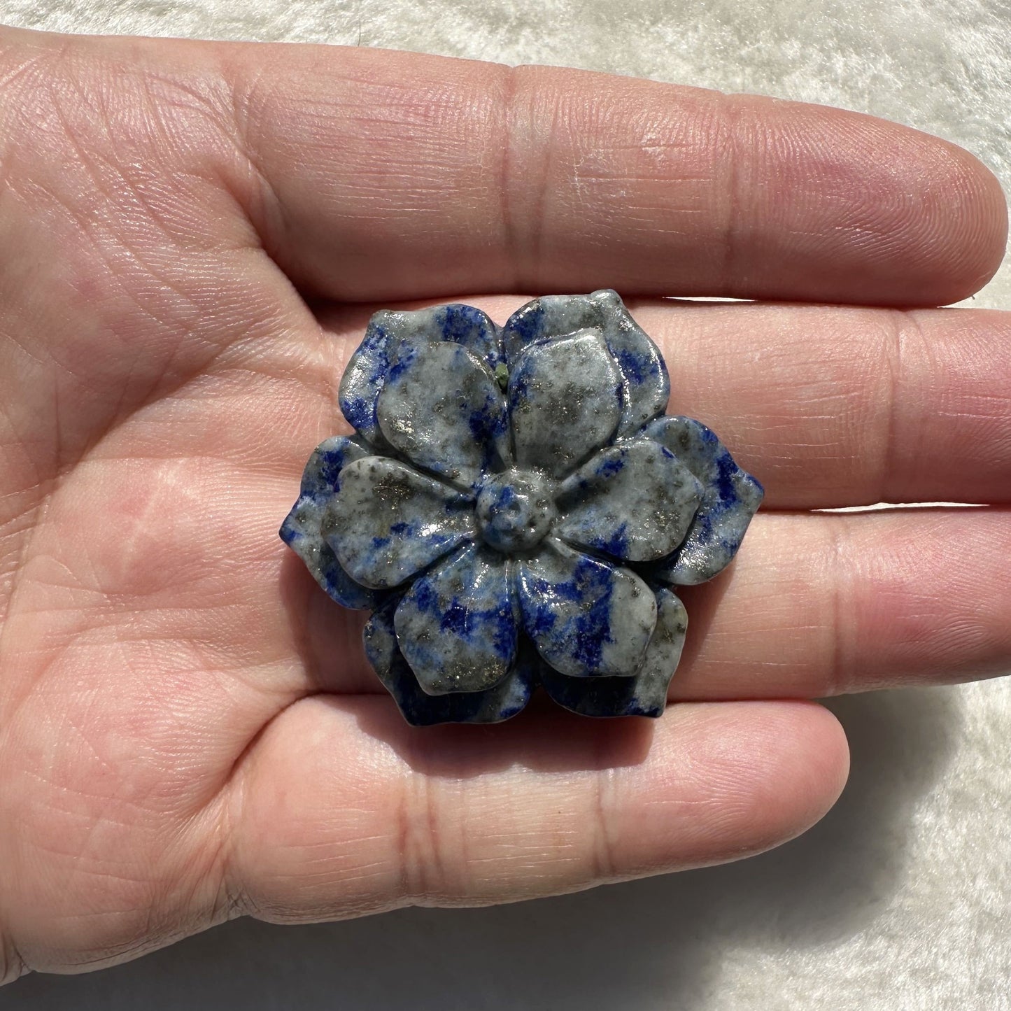 1pc Natural Lapis Lazuli Flower Carving