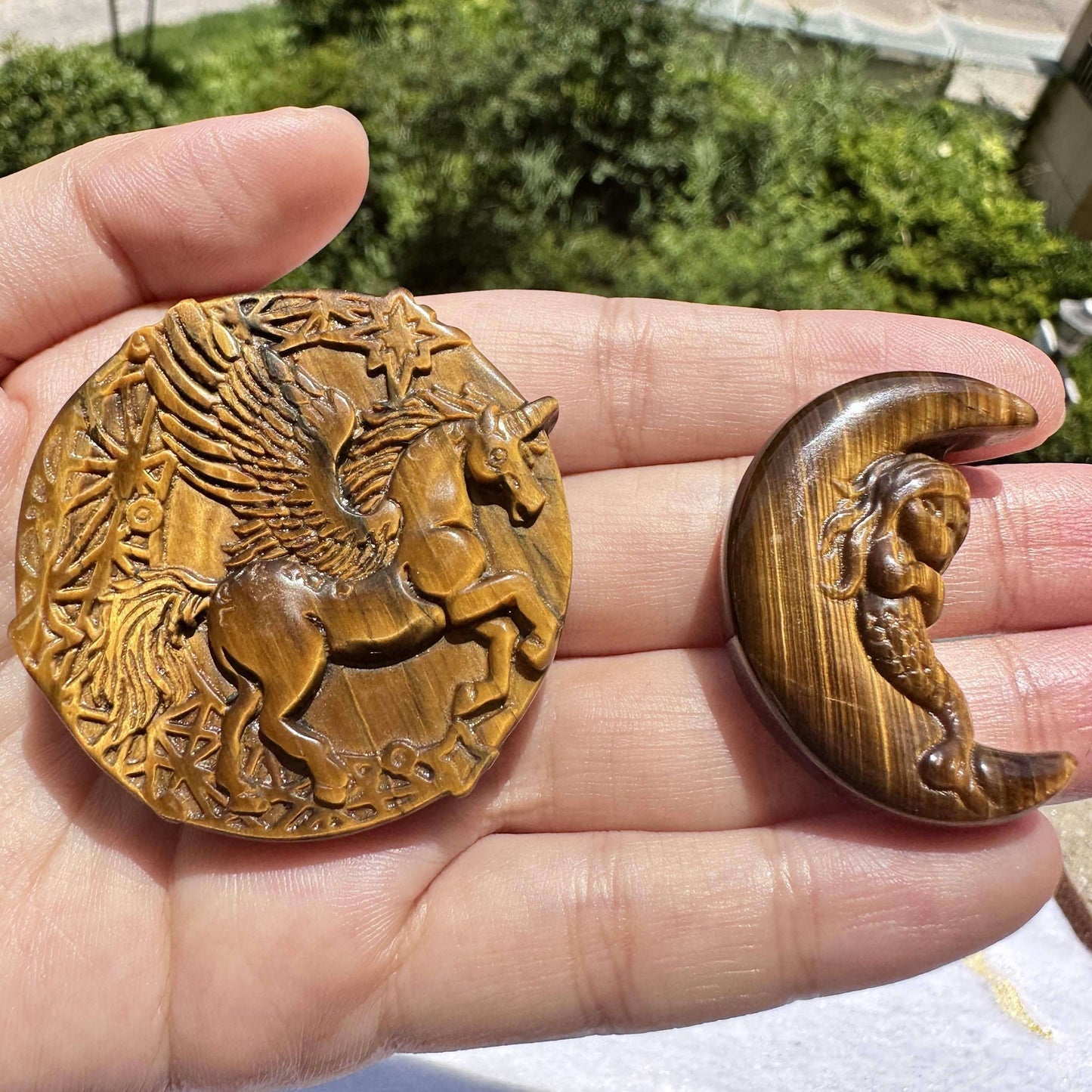 Natural Tiger Eye Crystal Carving