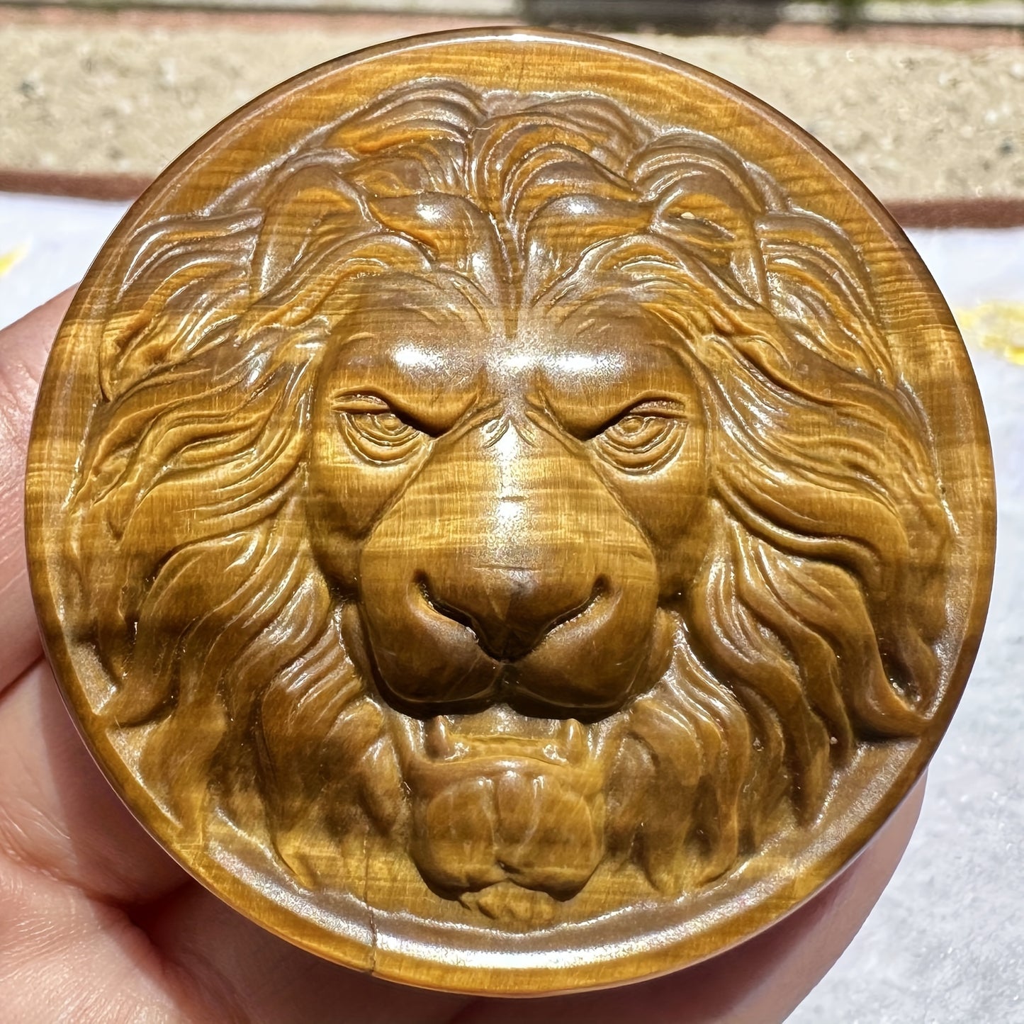 Natural Tiger Eye Animal Carving: Lion, Tiger, Wolf