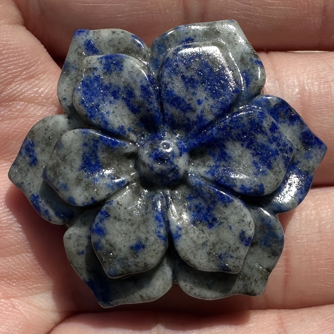 1pc Natural Lapis Lazuli Flower Carving