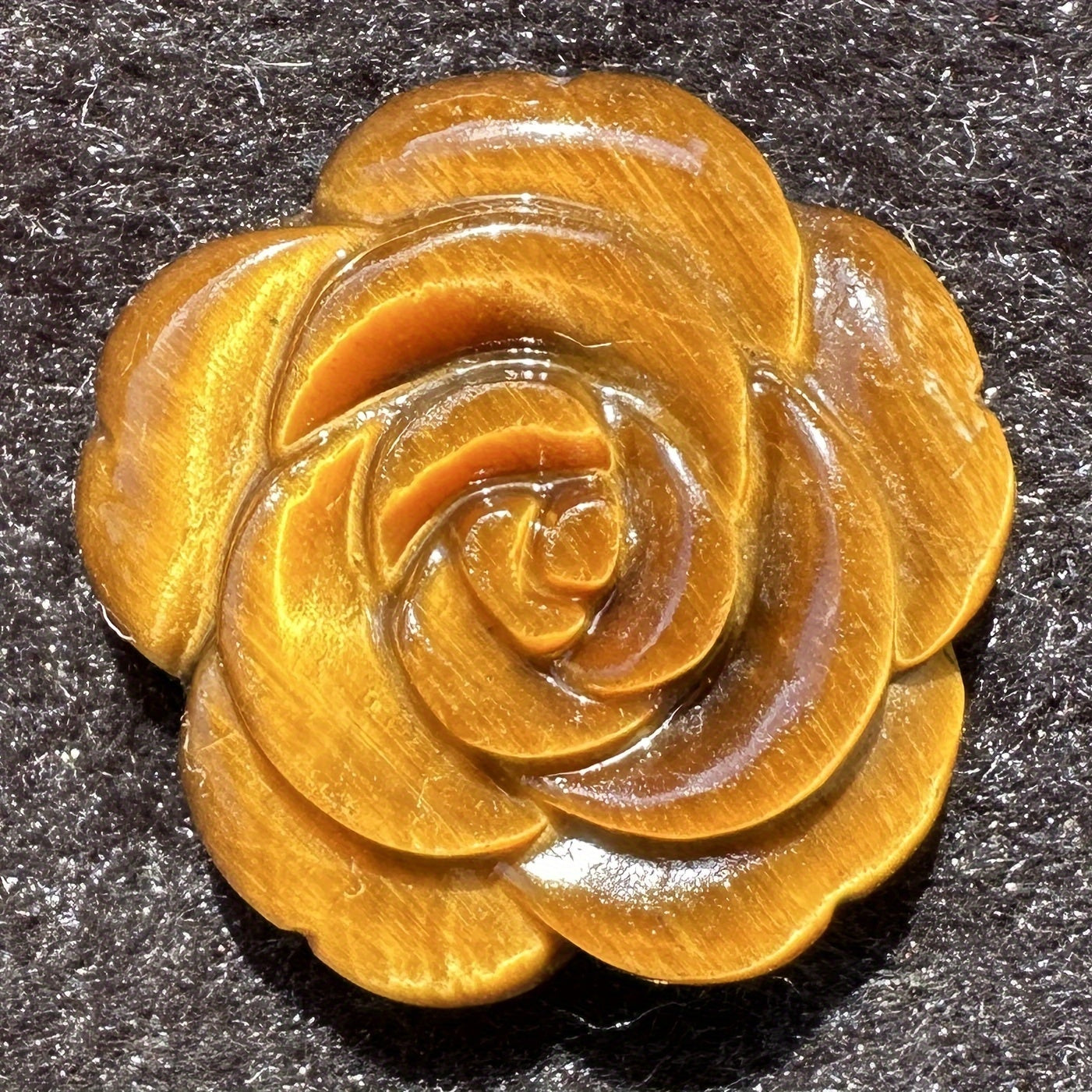 1pc Natural Tiger Eye Rose Carving